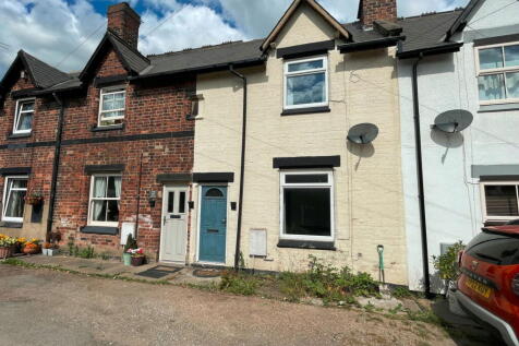 South Yorkshire Buildings, Silkstone... 2 bed terraced house for sale