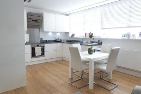 160 Croydon Road, Beckenham BR3 2 bed flat for sale
