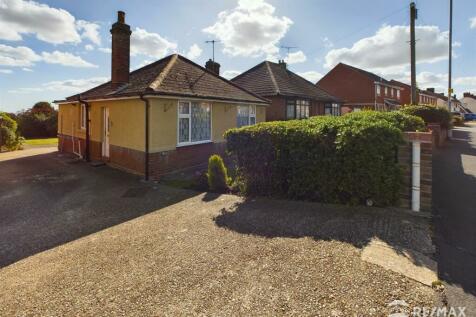 2 bedroom detached bungalow for sale