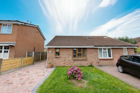 2 bedroom semi-detached bungalow for sale