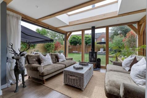Willow Grove, Loughborough LE12 4 bed detached house for sale