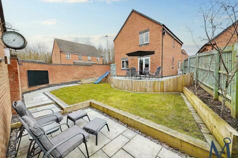 3 bedroom detached house for sale