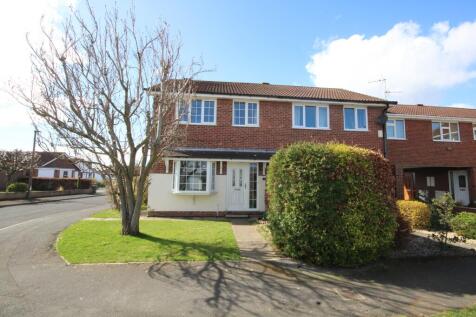 3 bedroom end of terrace house for sale