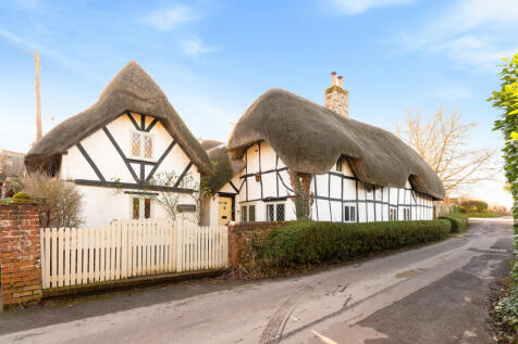 Five Bells Lane Nether Wallop... 3 bed cottage for sale