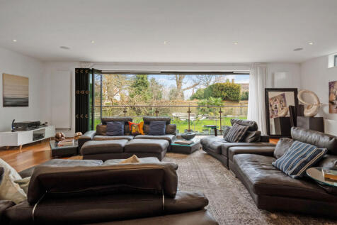 Currie Hill Close, Wimbledon Village... 5 bed semi
