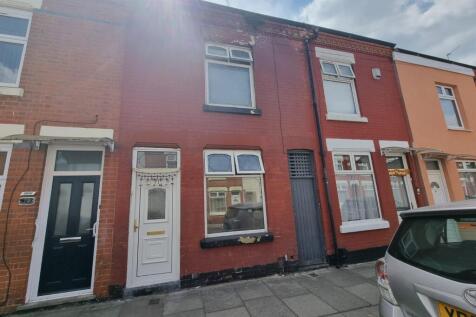 Down Street, Leicester, LE4 3 bed terraced house for sale