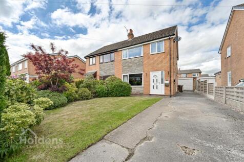 3 bedroom semi-detached house for sale