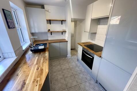 Seymour Road, Ipswich IP2 3 bed terraced house for sale