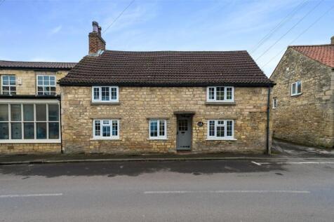 High Street, Wetherby LS23 3 bed end of terrace house for sale
