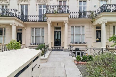 Clarendon Gardens, London, W9 3 bed apartment for sale