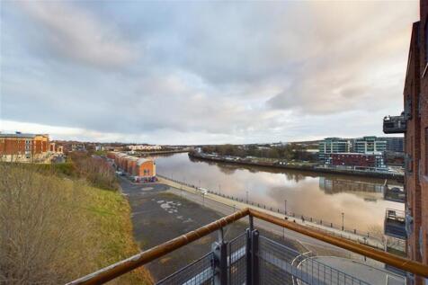 Quayside, Newcastle Upon Tyne 2 bed apartment for sale