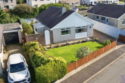 Bryn Awel, 4 Garth Estate, Pontllyfni 3 bed bungalow for sale