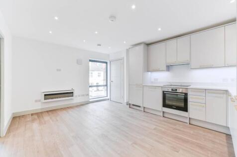 Norbury Crescent, Norbury, London, SW16 1 bed flat for sale