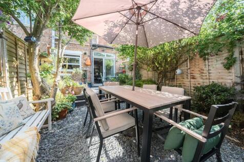 Tylecroft Road, Norbury, London, SW16 3 bed terraced house for sale