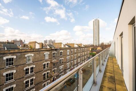 Crampton Street, Elephant and Castle... 3 bed flat for sale