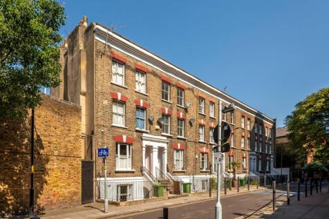 Princess Street, Elephant and Castle... 2 bed flat for sale