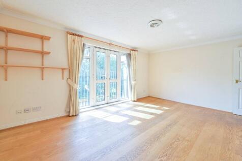 Albany Road, Elephant and Castle... 2 bed flat for sale