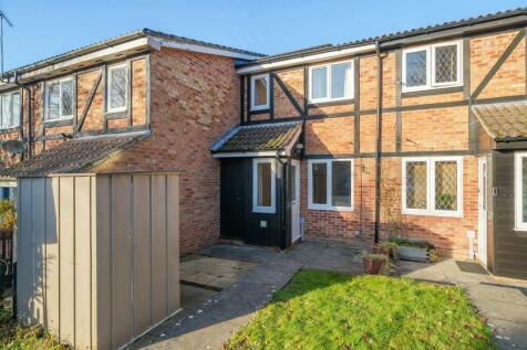 St. Nicholas Court, Basingstoke 1 bed terraced house for sale