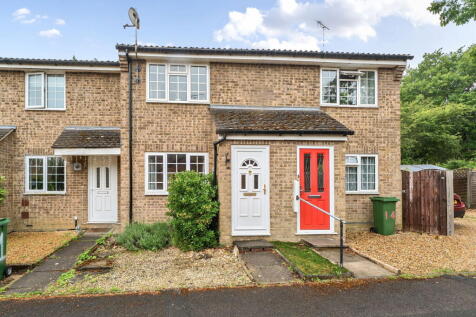 Maybrook, Chineham 2 bed terraced house for sale