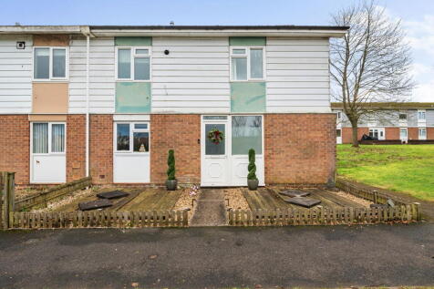 Tintern Close, Basingstoke, RG24 9HE 3 bed end of terrace house for sale