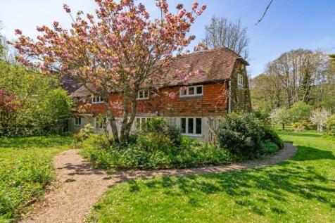 Churchsettle Lane, Wadhurst, East... 4 bed link detached house for sale