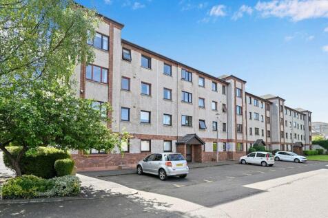 2 bedroom ground floor flat for sale