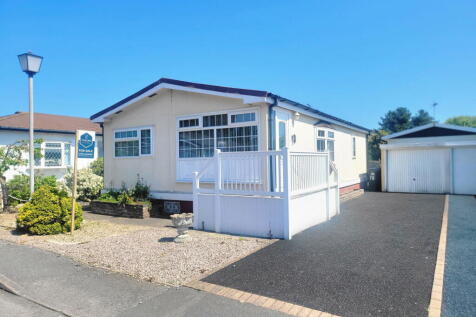 2 bedroom park home for sale