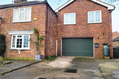 Thames Street, Skegness PE24 4 bed end of terrace house for sale