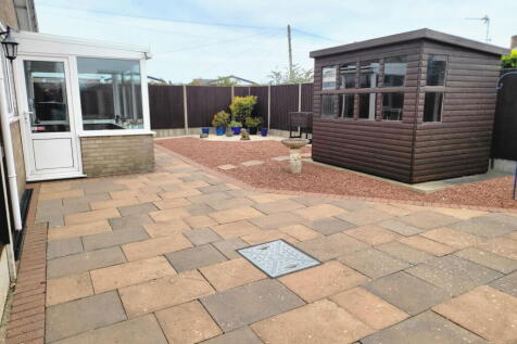Warwick Road, Skegness PE24 2 bed detached bungalow for sale
