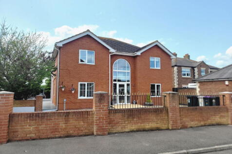 St. Marys Close, Skegness PE24 5 bed detached house for sale