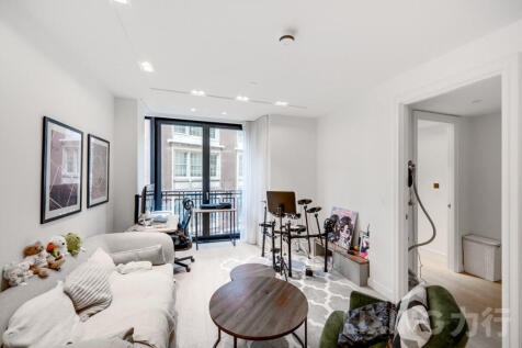 Portugal Street, Lincoln Square, WC2A 1 bed apartment for sale