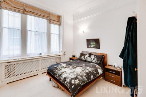 Bedford Court Mansions, Fitzrovia... 3 bed apartment for sale