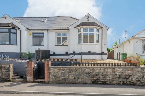 2 bedroom semi-detached bungalow for sale