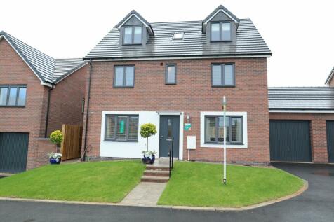 5 bedroom detached house for sale