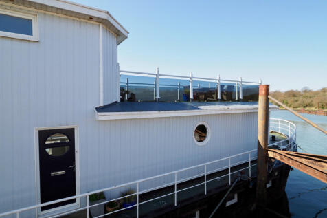 5 bedroom house boat for sale