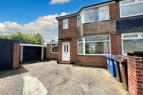 2 bedroom semi-detached house for sale