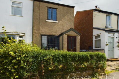 2 bedroom semi-detached house for sale