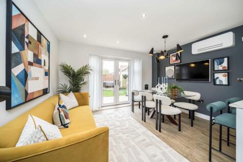 Meadowview Road, Raynes Park SW20 2 bed house for sale