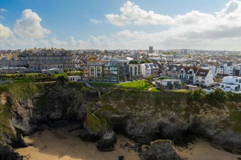 Gwel Trebarwith, Newquay, Cornwall... 2 bed apartment for sale