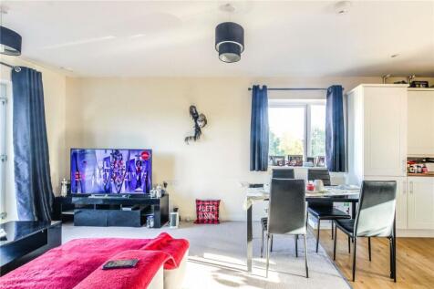 The Groves, Hartcliffe, Bristol, BS13 2 bed apartment for sale
