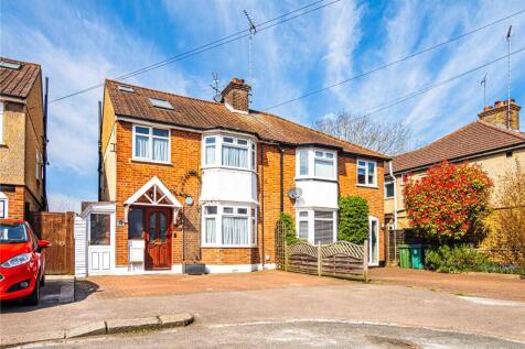 4 bedroom semi-detached house for sale