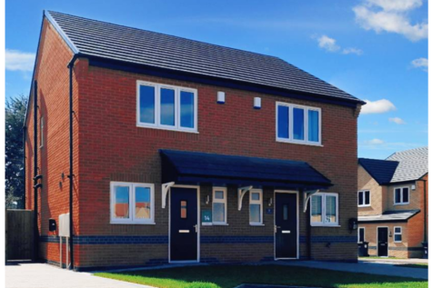 2 bedroom semi-detached house for sale