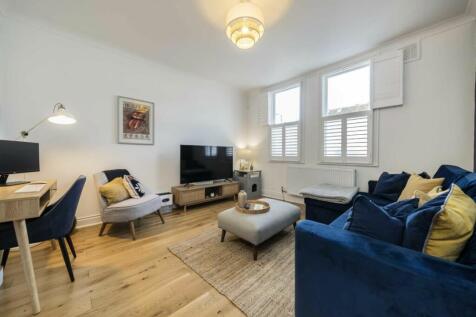 Hindmans Road, London SE22 2 bed flat for sale