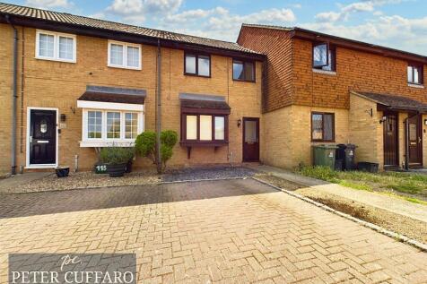 Leaforis Road, Waltham Cross EN7 3 bed terraced house for sale