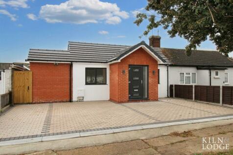 4 bedroom semi-detached bungalow for sale