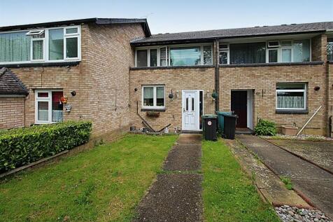 Raphaels, Basildon 3 bed terraced house for sale