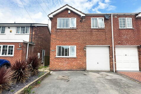 4 bedroom semi-detached house for sale