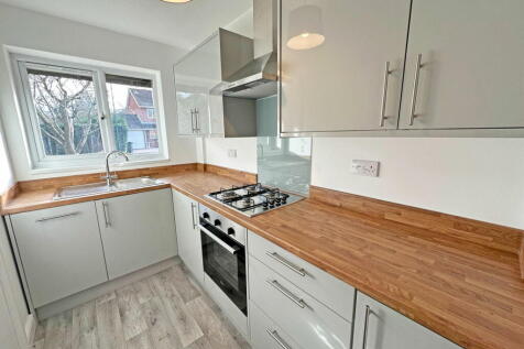 Kendal Grove, Solihull, B92 0PS 2 bed semi