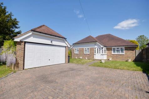 3 bedroom detached bungalow for sale