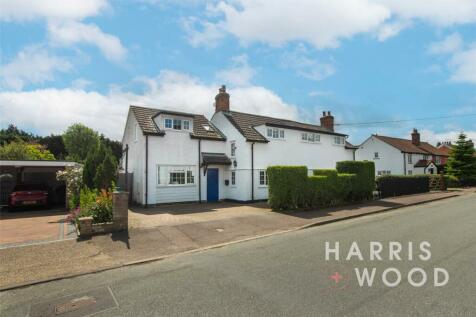 4 bedroom semi-detached house for sale